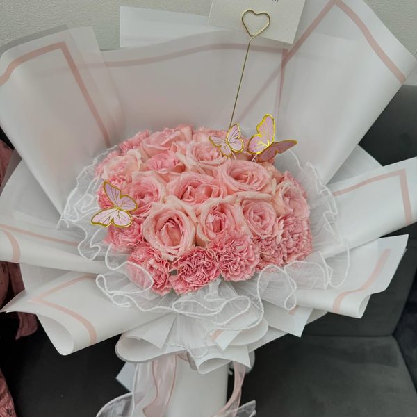 ช่อกุหลาบชมพูช่อใหญ่